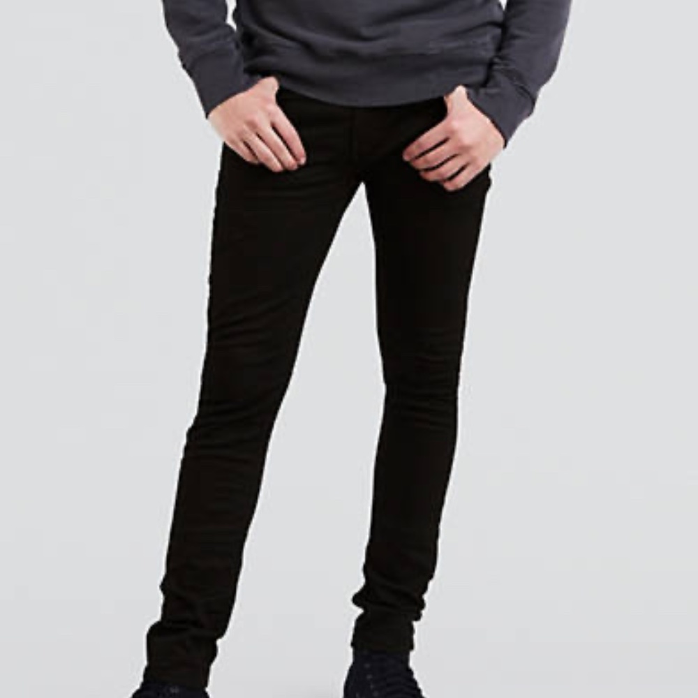 LEVIS 519 JEANS